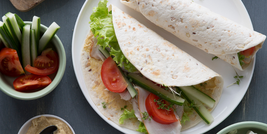 Volkoren wrap met hummus