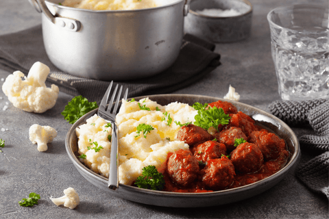 Gehaktballen met bloemkoolpuree